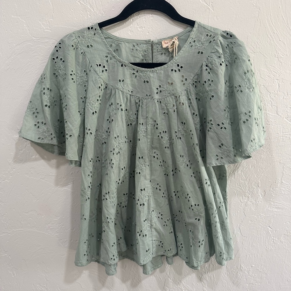 Hem & thread baby doll blouse L (NWT) - Picture 1 of 8
